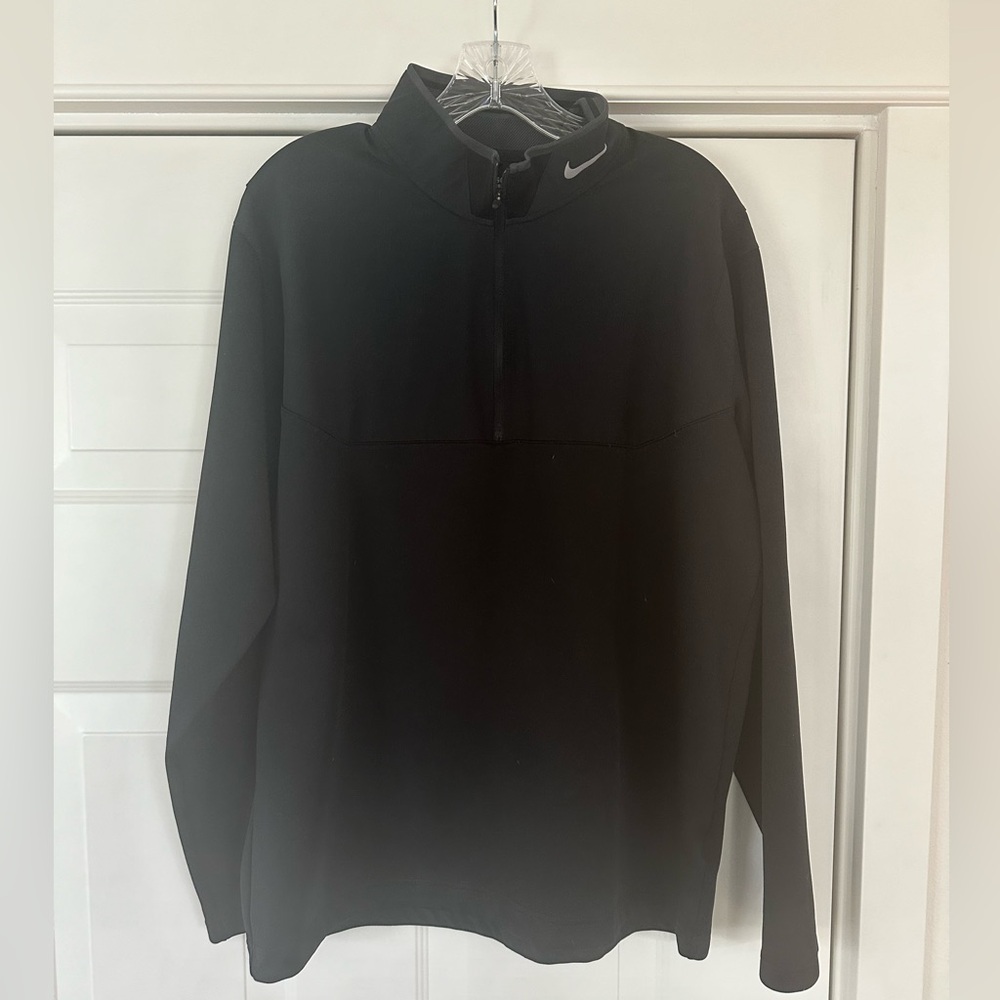 Nike Men’s dri-fit quarter zip long sleeve- size L